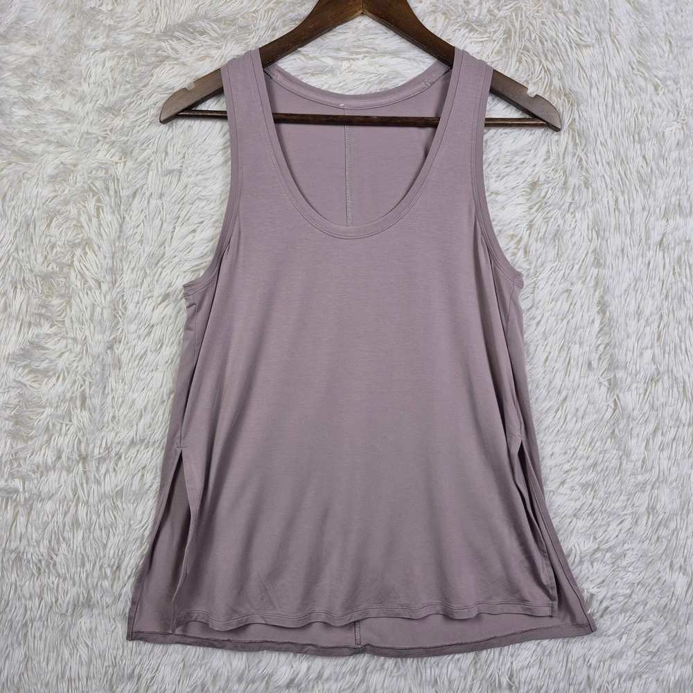 Lululemon‎ Mauve Purple Scoop Neck Relaxed Fit Side Slit Yoga Tank Top Womens